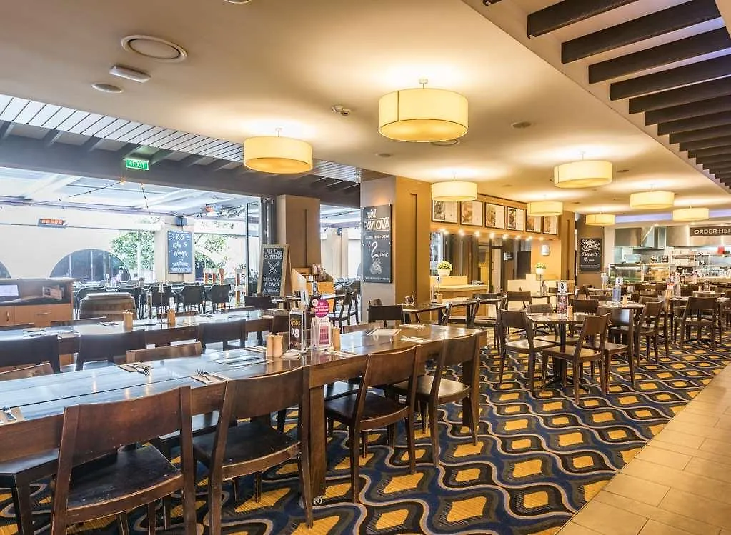 Mermaid Waters Hotel By Nightcap Plus Gold Coast