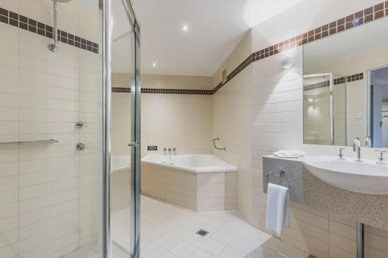 Mermaid Waters Hotel By Nightcap Plus Gold Coast