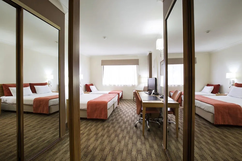 Mermaid Waters Hotel By Nightcap Plus Gold Coast 4*,