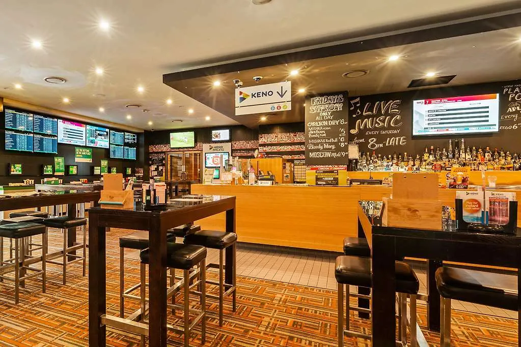 Mermaid Waters Hotel By Nightcap Plus Gold Coast