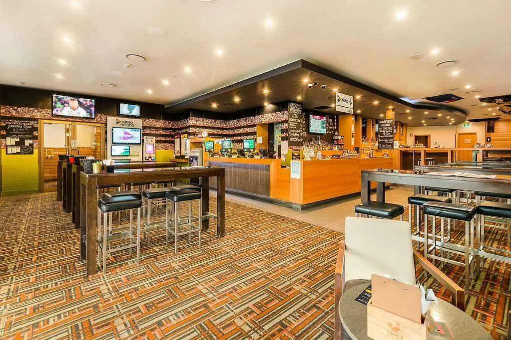 Mermaid Waters Hotel By Nightcap Plus Gold Coast 4*,